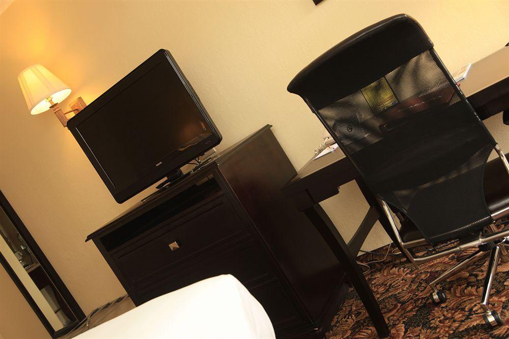 Plaza Inn Midland Ngoại thất bức ảnh
